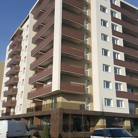 Apartment Alonisos Lux Брашов Екстериор снимка