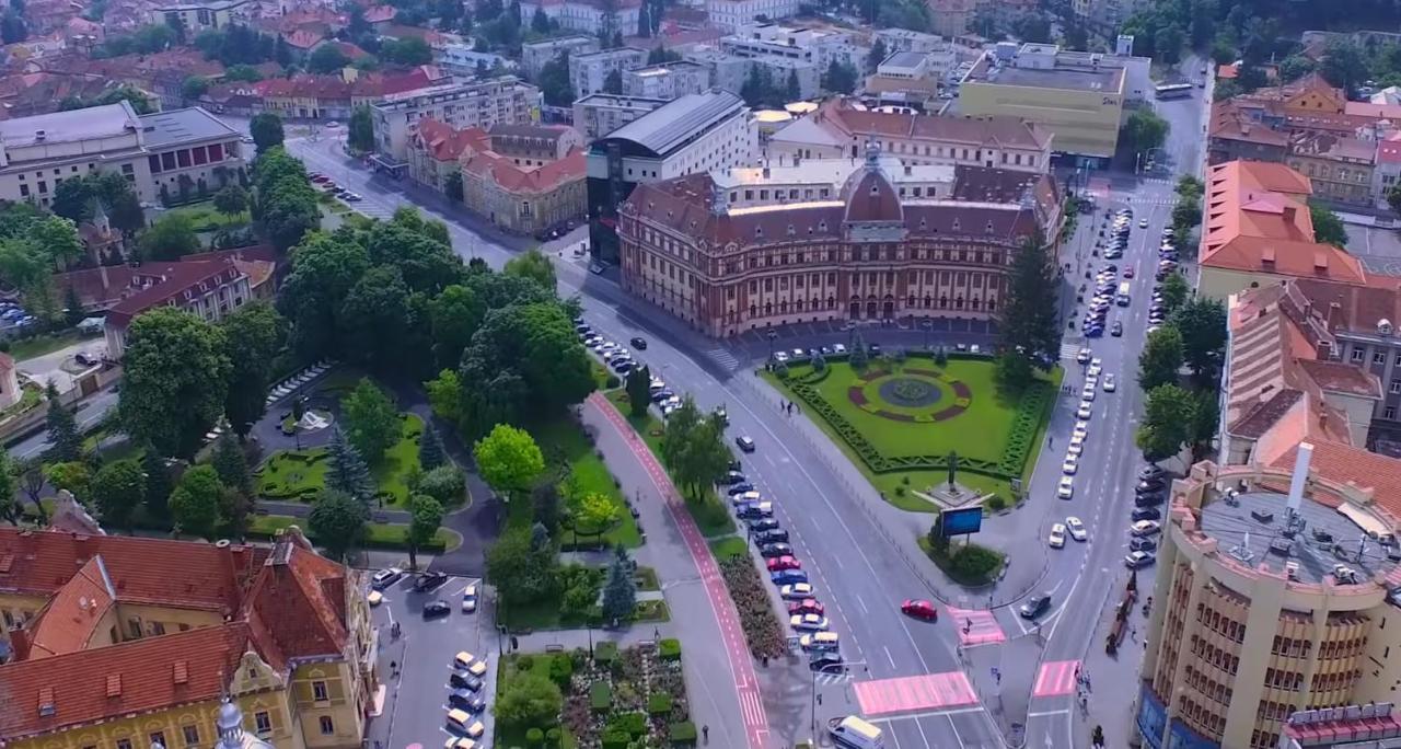 Apartment Alonisos Lux Брашов Екстериор снимка