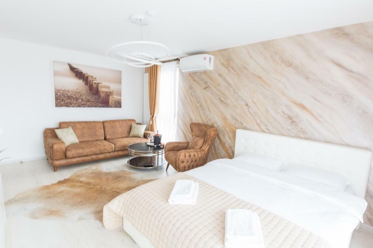 Apartment Alonisos Lux Брашов Екстериор снимка