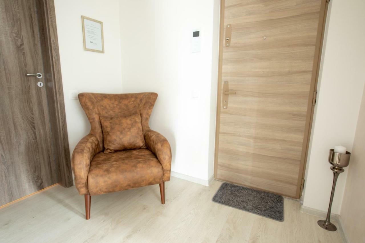 Apartment Alonisos Lux Брашов Екстериор снимка